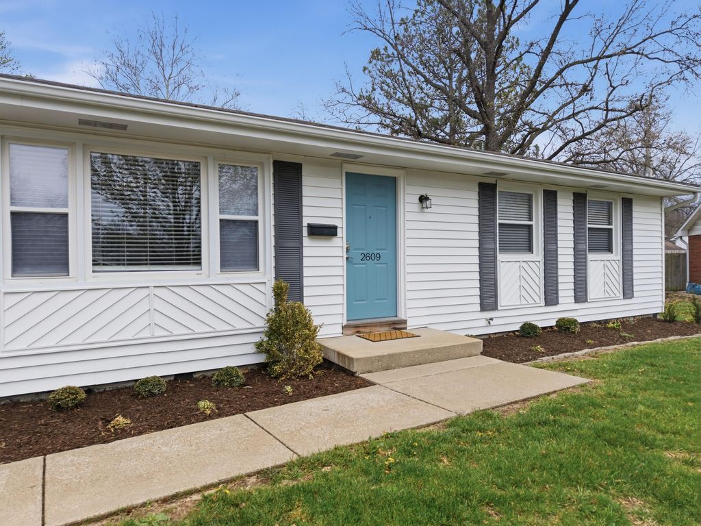 2609 WEE WYND, Columbia, MO 65203
