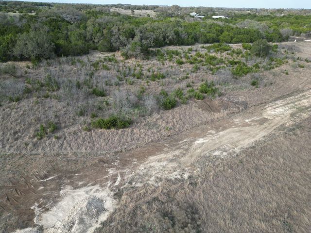 116 Scotty LN, Liberty Hill, TX 78642