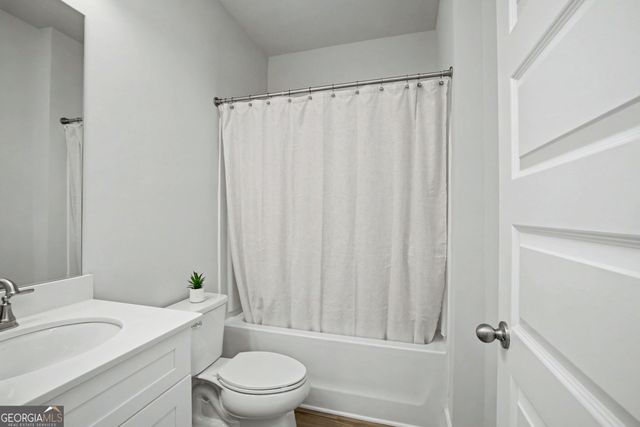 63 Whites Pond Road, Moreland, GA 30259