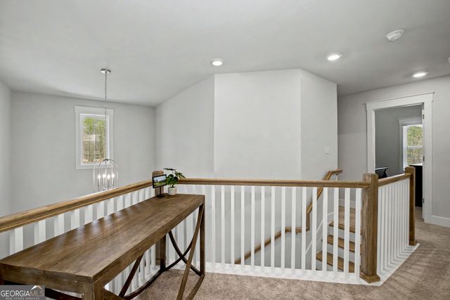 63 Whites Pond Road, Moreland, GA 30259