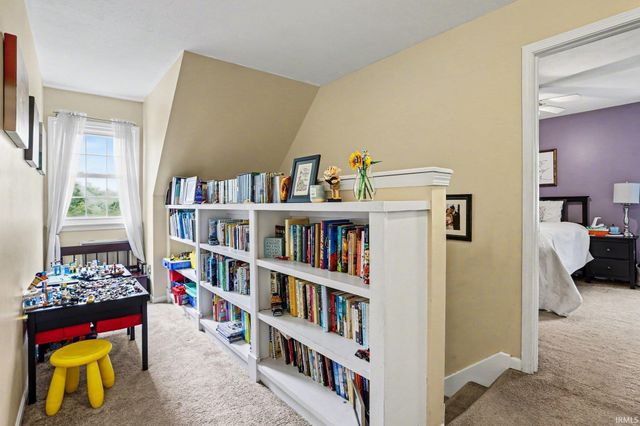 53178 County Kerry Drive, Granger, IN 46530
