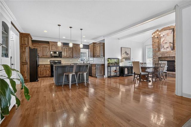 2929 SW Lewis Circle, Lee's Summit, MO 64081