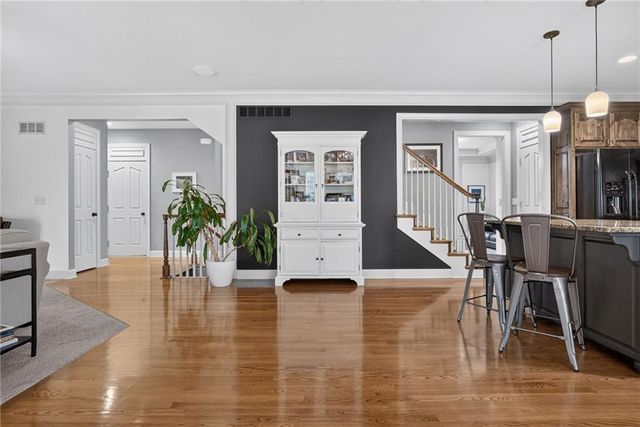 2929 SW Lewis Circle, Lee's Summit, MO 64081