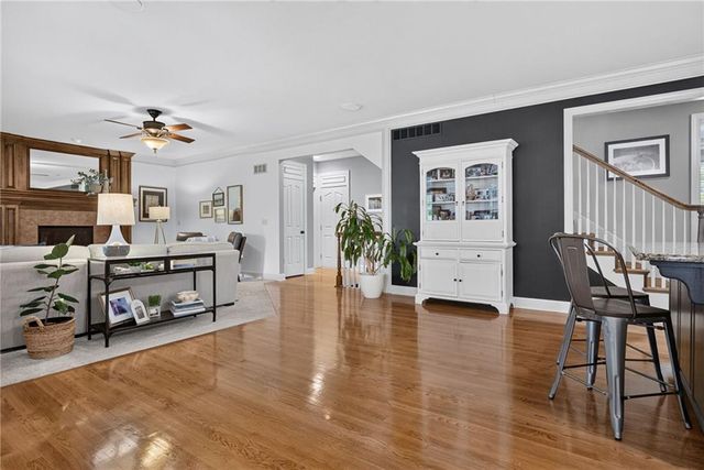 2929 SW Lewis Circle, Lee's Summit, MO 64081