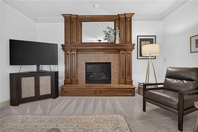 2929 SW Lewis Circle, Lee's Summit, MO 64081
