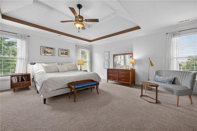 2929 SW Lewis Circle, Lee's Summit, MO 64081