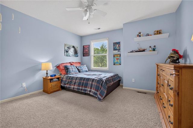 2929 SW Lewis Circle, Lee's Summit, MO 64081