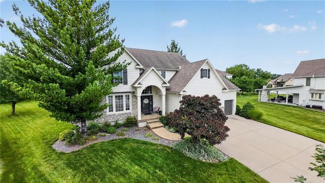 2929 SW Lewis Circle, Lee's Summit, MO 64081