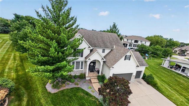 2929 SW Lewis Circle, Lee's Summit, MO 64081
