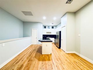 3501 Link Valley Drive 902, Houston, TX 77025