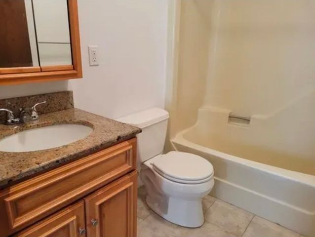 52 Central 01, Peabody, MA 01961