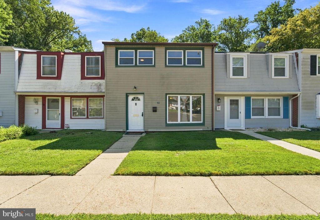 10 RUSCOMBE CT, WILLINGBORO, NJ 08046 — photo 2