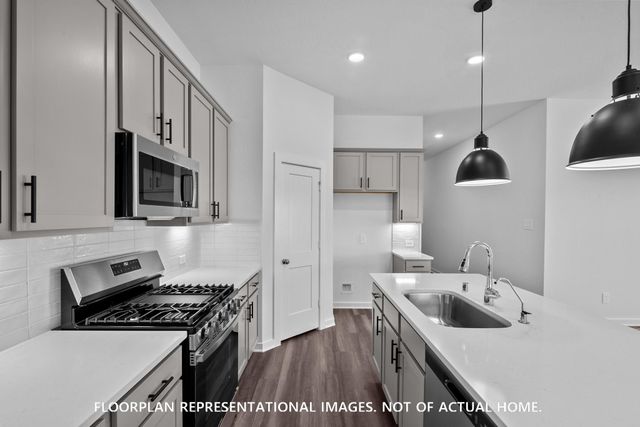 5822 Sunkissed Drive, Fulshear, TX 77441