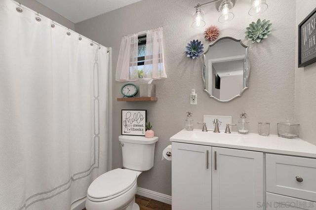 25657 Bellemore Dr, Ramona, CA 92065