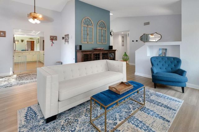 25657 Bellemore Dr, Ramona, CA 92065