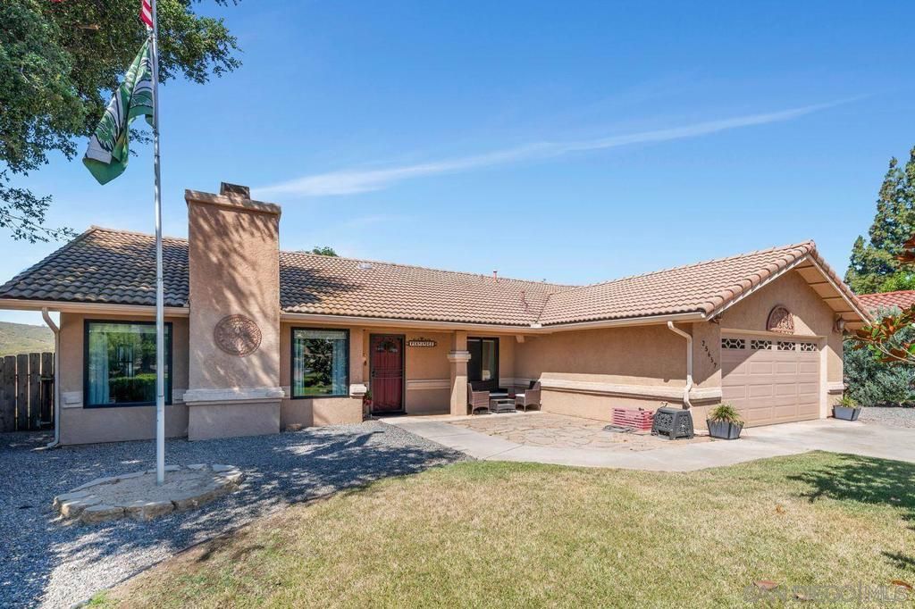 25657 Bellemore Dr, Ramona, CA 92065