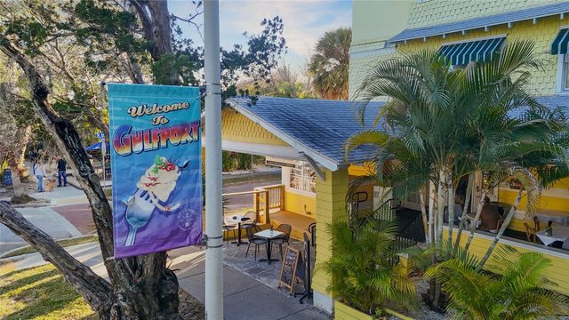 2706 46TH STREET S, Gulfport, FL 33711