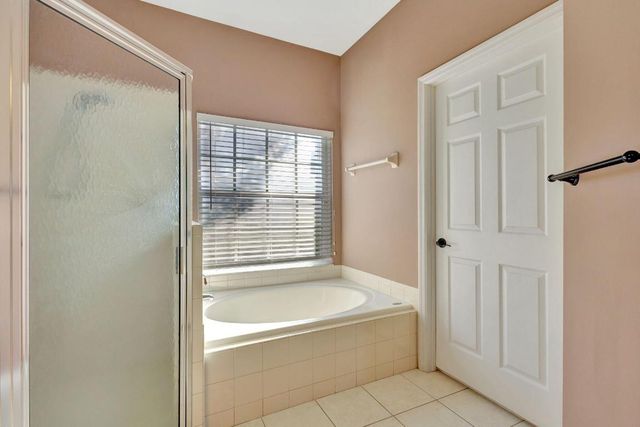 11223 Edgewater Circle, Wellington, FL 33414