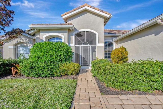 11223 Edgewater Circle, Wellington, FL 33414