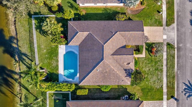 11223 Edgewater Circle, Wellington, FL 33414