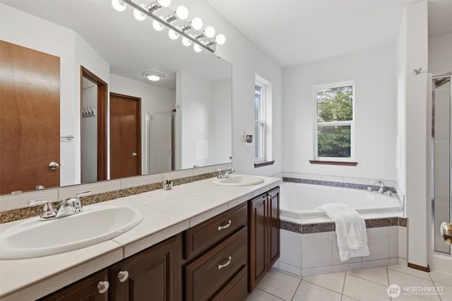 15405 204th Avenue SE, Renton, WA 98059