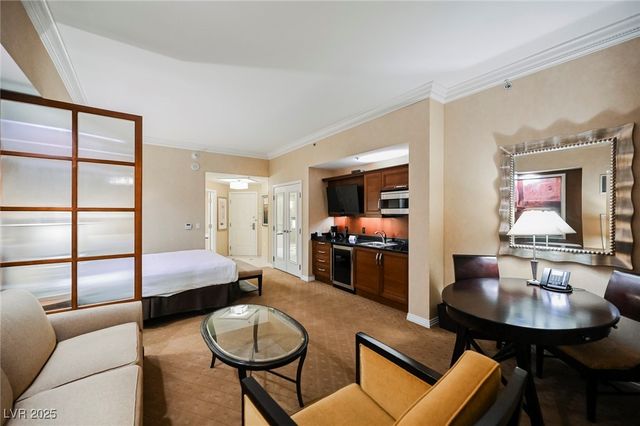 135 East HARMON Avenue 703, Las Vegas, NV 89109