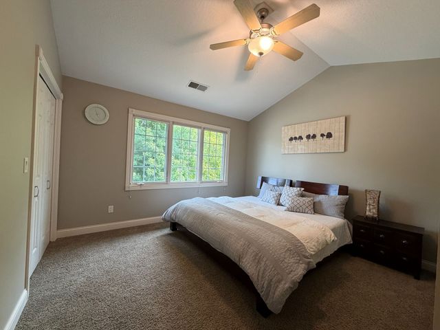 9212 Enfield Drive, Johnston, IA 50131