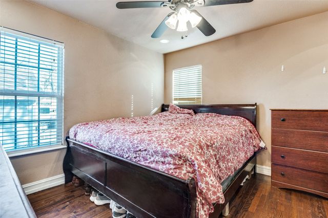 4049 Pampas Street, Dallas, TX 75211