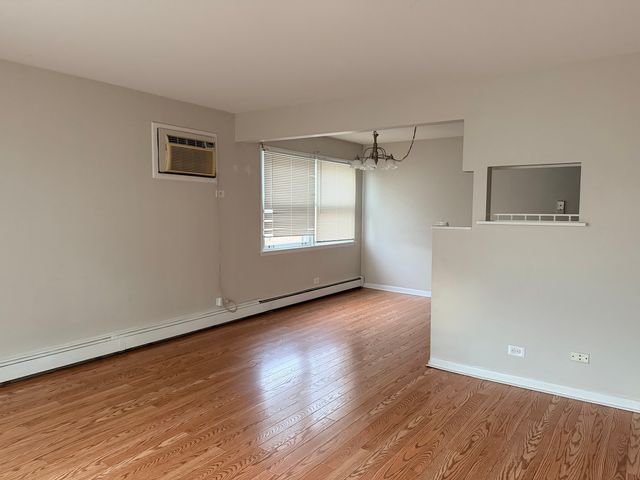 4517 Park Avenue A, Brookfield, IL 60513