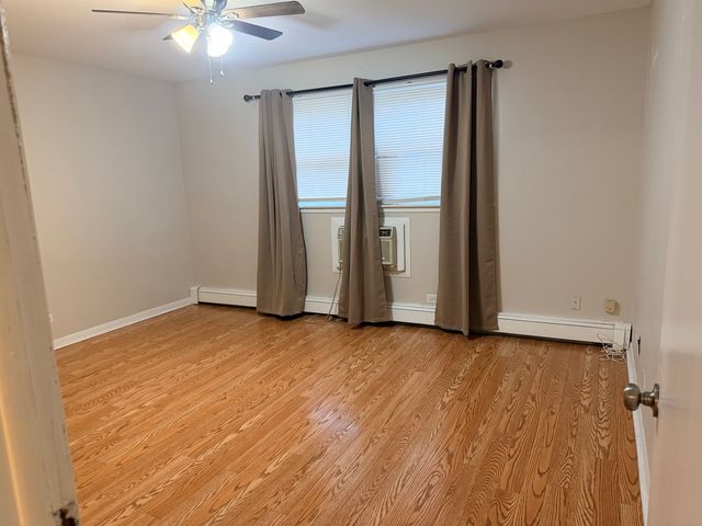 4517 Park Avenue A, Brookfield, IL 60513