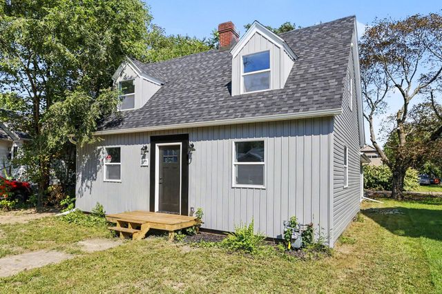 977 Ogden Avenue, Benton Harbor, MI 49022