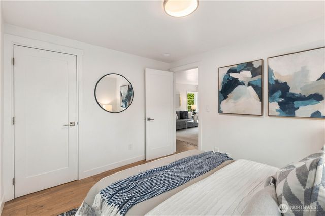 6215 38th Avenue NE, Seattle, WA 98115