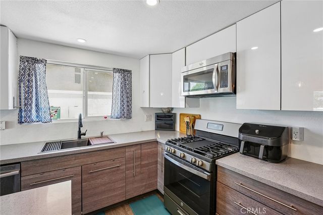 67100 Ovante, Cathedral City, CA 92234