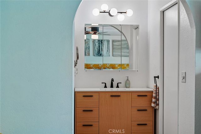 67100 Ovante, Cathedral City, CA 92234