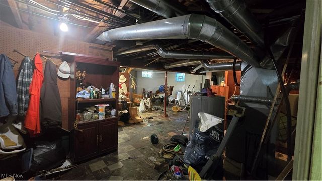 102 Parkgate Avenue, Youngstown, OH 44515