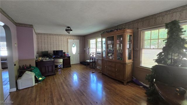 102 Parkgate Avenue, Youngstown, OH 44515