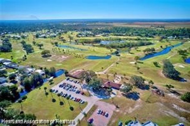 115 Fire Island Avenue NE, Lake Placid, FL 33852