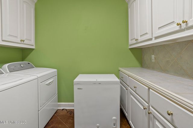 265 Woodland Brook Drive, Madison, MS 39110