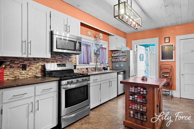 504 Lafayette Street, Ionia City, MI 48846