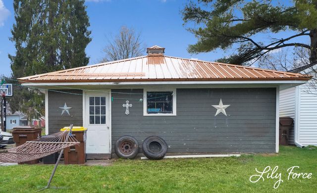 504 Lafayette Street, Ionia City, MI 48846