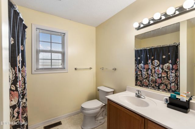 450 Emerts View Circle, Seymour, TN 37865