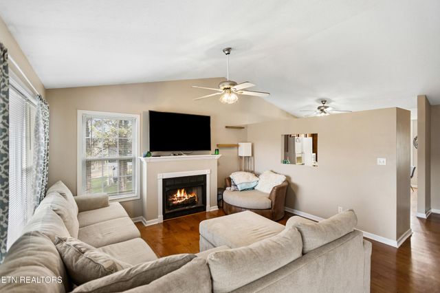 450 Emerts View Circle, Seymour, TN 37865