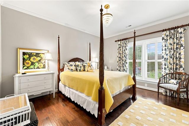 1275 Thornhill Lane, Winston-salem, NC 27106