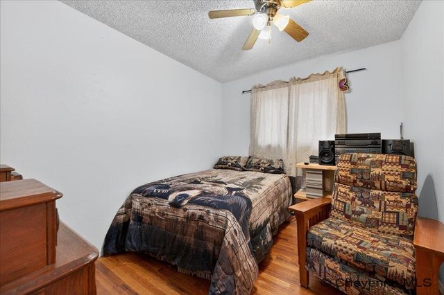 315 CRIBBON AVE, Cheyenne, WY 82007