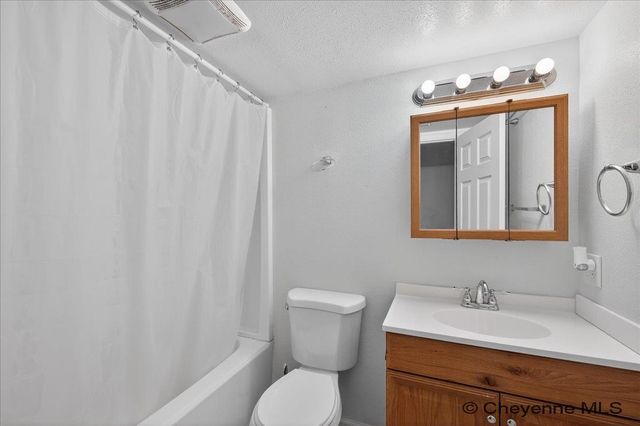 315 CRIBBON AVE, Cheyenne, WY 82007