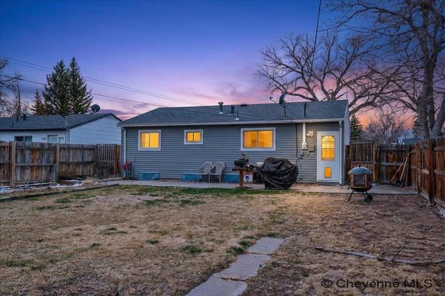 315 CRIBBON AVE, Cheyenne, WY 82007