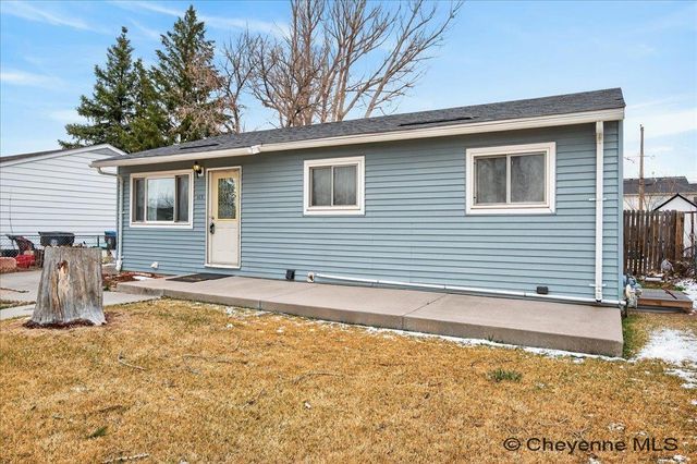 315 CRIBBON AVE, Cheyenne, WY 82007