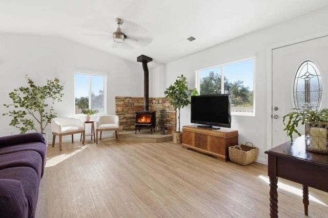 223 Patrick Drive, El Cajon, CA 92019