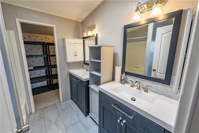 26946 N Saguaro Road, Meadview, AZ 86444