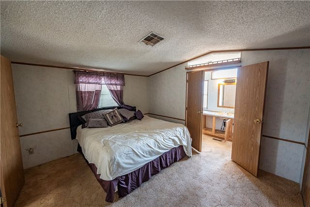 26946 N Saguaro Road, Meadview, AZ 86444